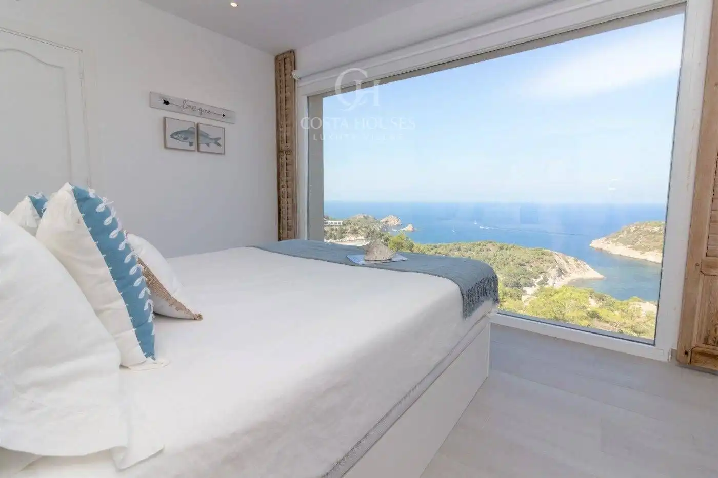 Houses for sale in Calle Ultramar, 40, Montañar - El Arenal