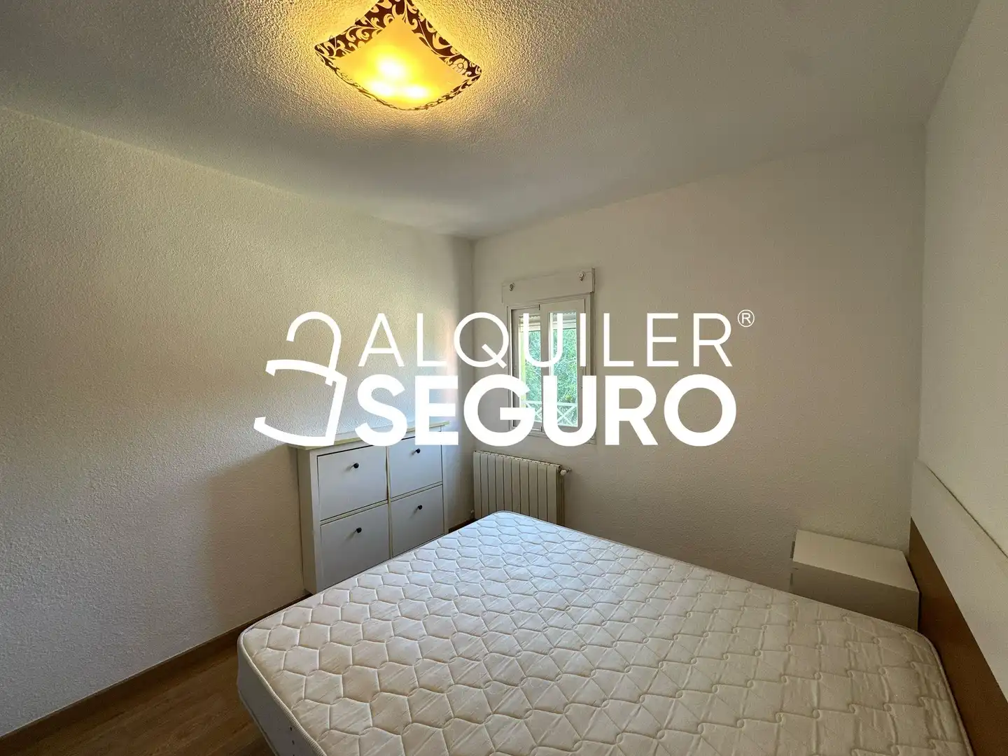 Bedroom of Flat for rent in Madrid  with Heating, Terrace and Furnished