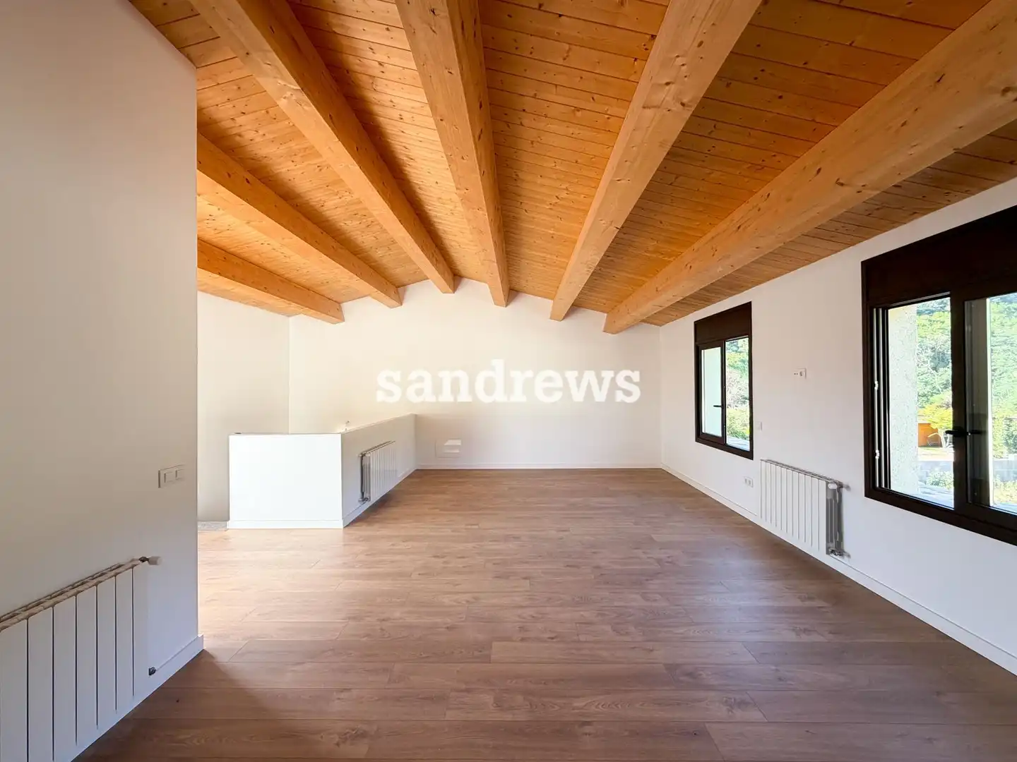 Sala d'estar de Casa adosada en venda en Agullana amb Aire condicionat, Calefacció i Jardí privat