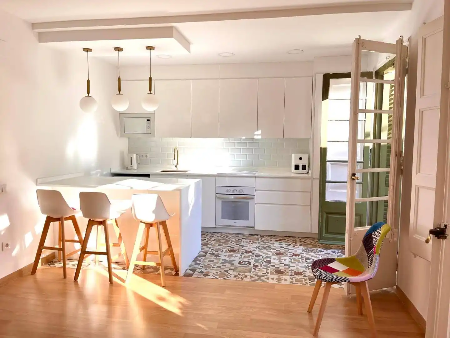 Flat with lift to rent in Carrer de Roger de Flor 230, imagen 2
