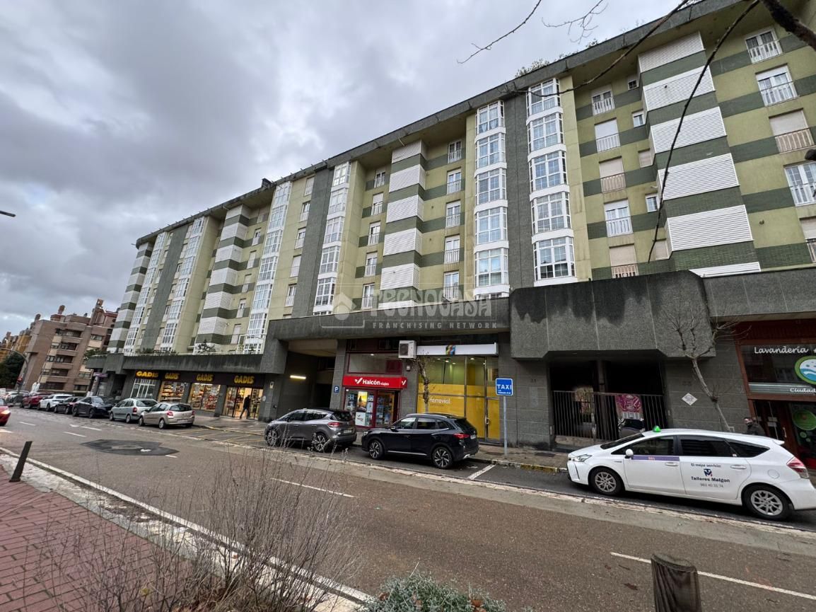 Exterior view of Garage to rent in Valladolid Capital
