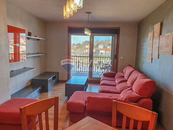 Sala d'estar de Dúplex en venda en Baiona amb Terrassa i Traster