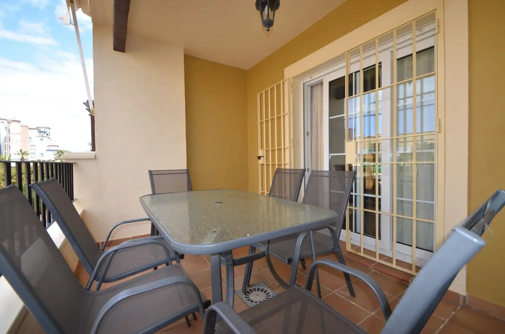 Terraza de Apartamento en venta en Ayamonte con Terraza, Amueblado y Piscina comunitaria