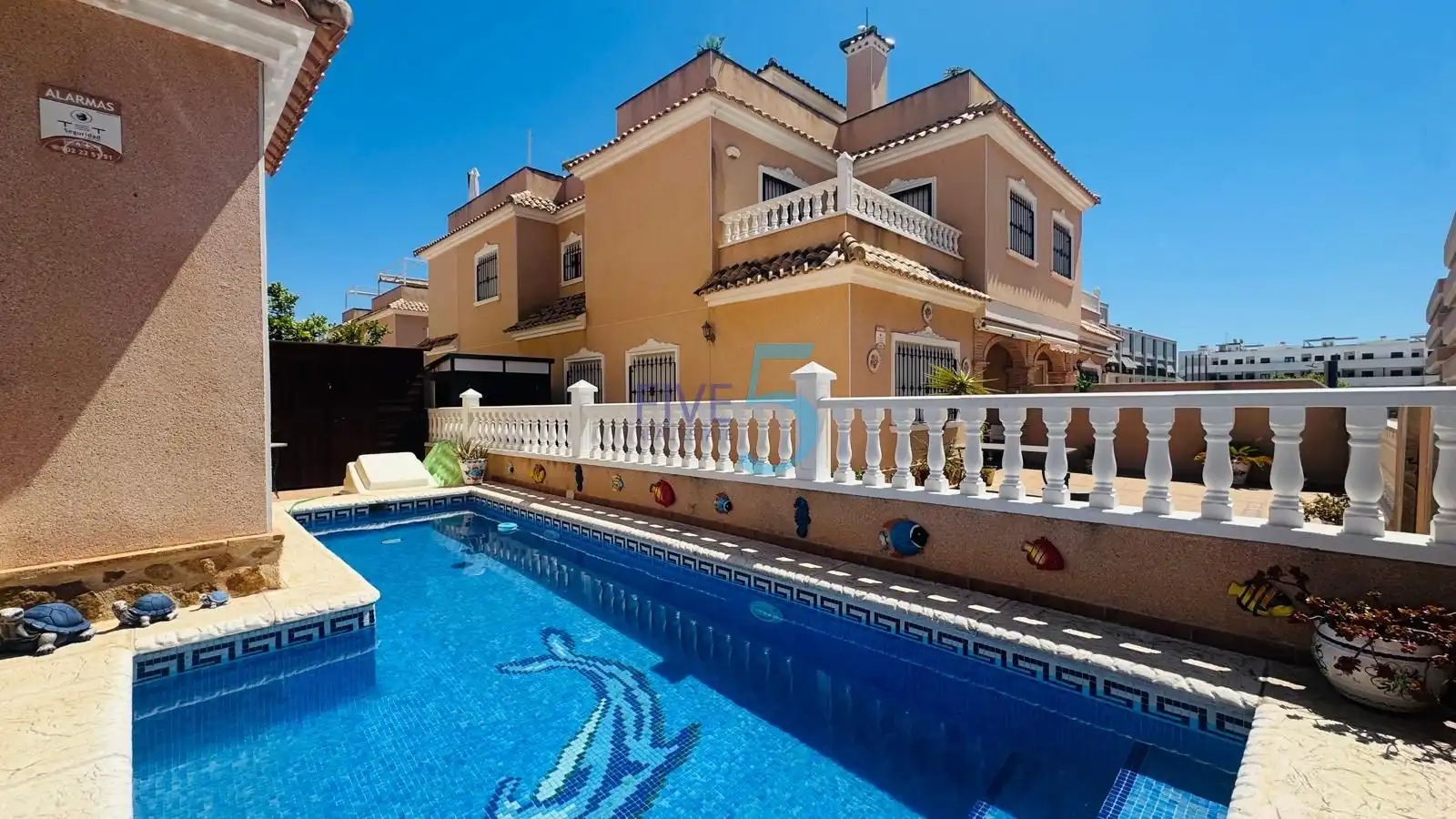 Adosado con terraza en venta en Orihuela Costa, imagen 2