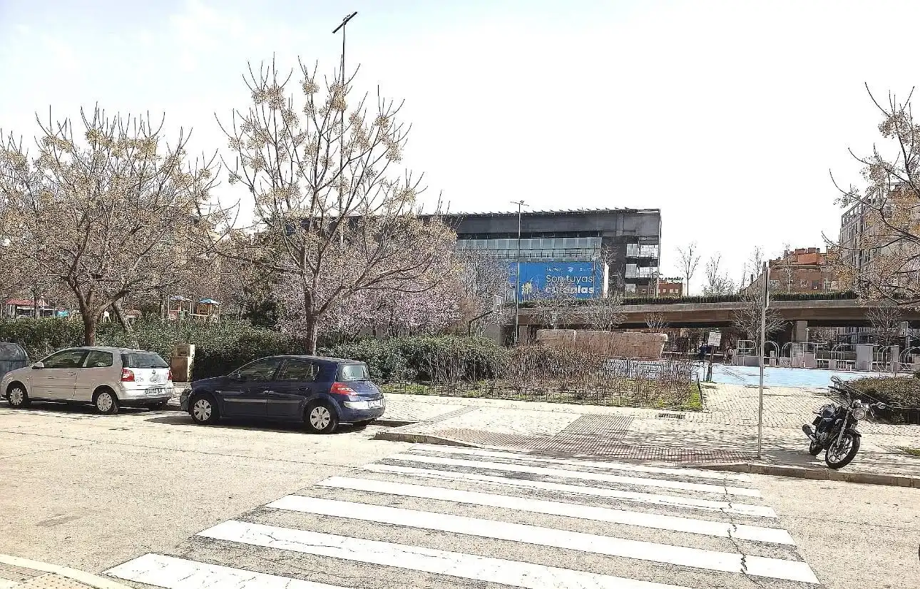 Vista exterior de Garatge en venda en Madrid