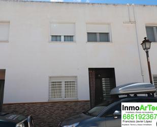 Vista exterior de Casa o xalet en venda en Moclín amb Terrassa i Moblat