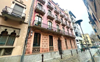 Exterior view of Flat for sale in Girona Capital  with Air Conditioner, Heating and Terrace