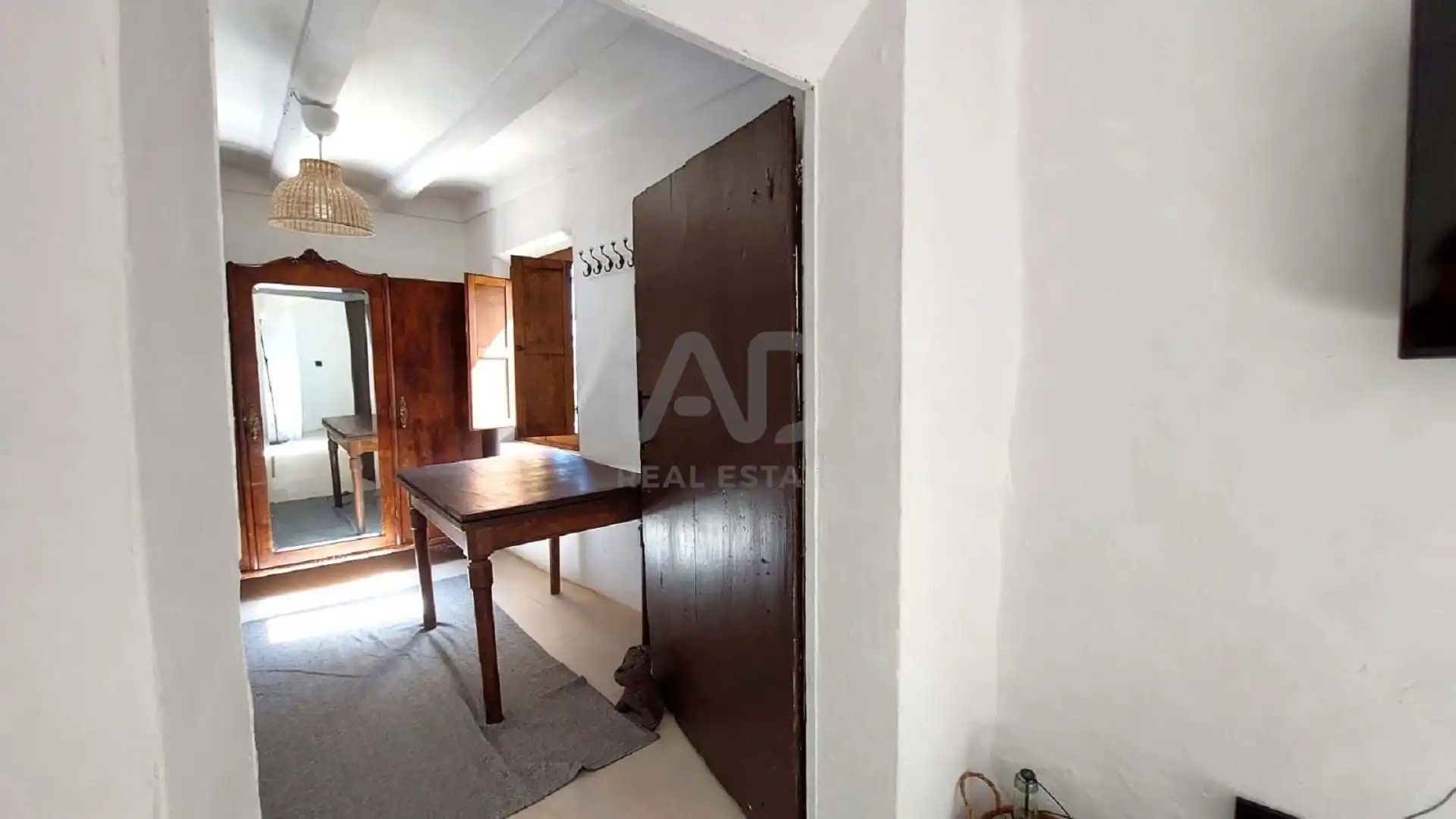 Country homes for sale in Montblanc