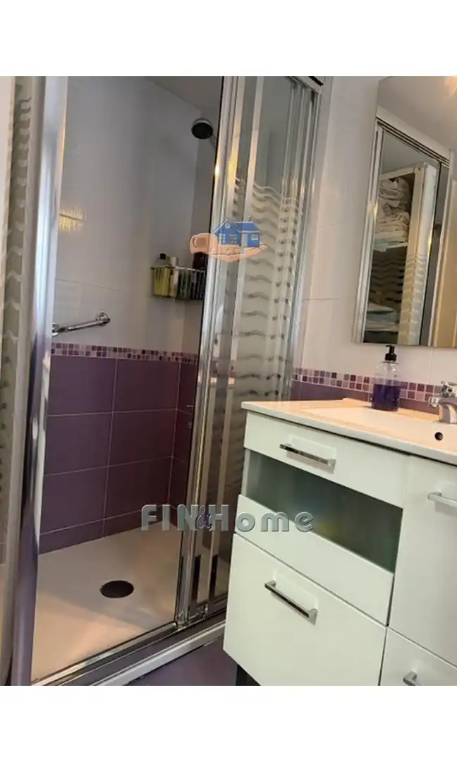 Baño de Piso de alquiler en Sevilla con Aire acondicionado, Calefacción y Trastero