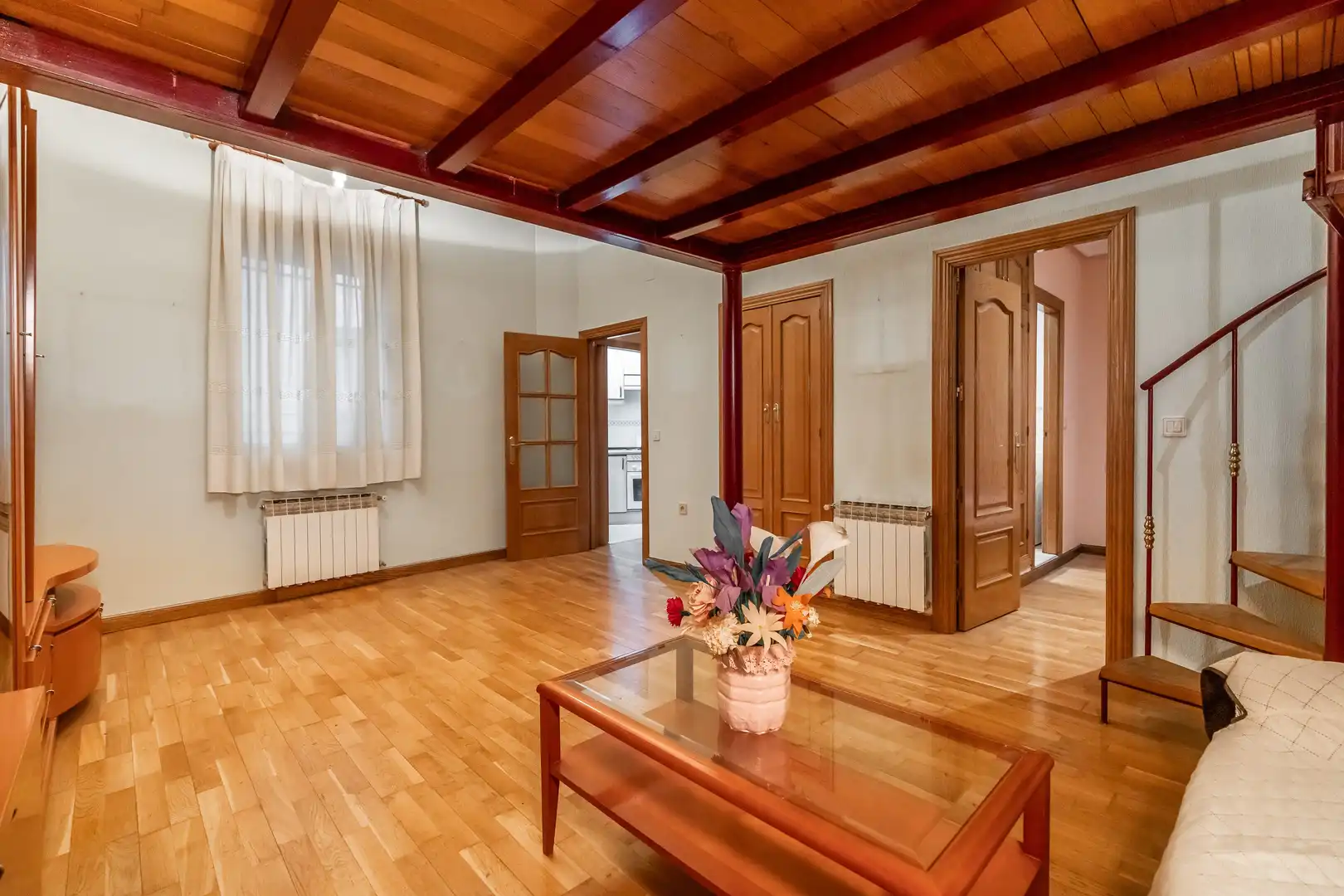 Sala d'estar de Pis en venda en Madrid amb Calefacció