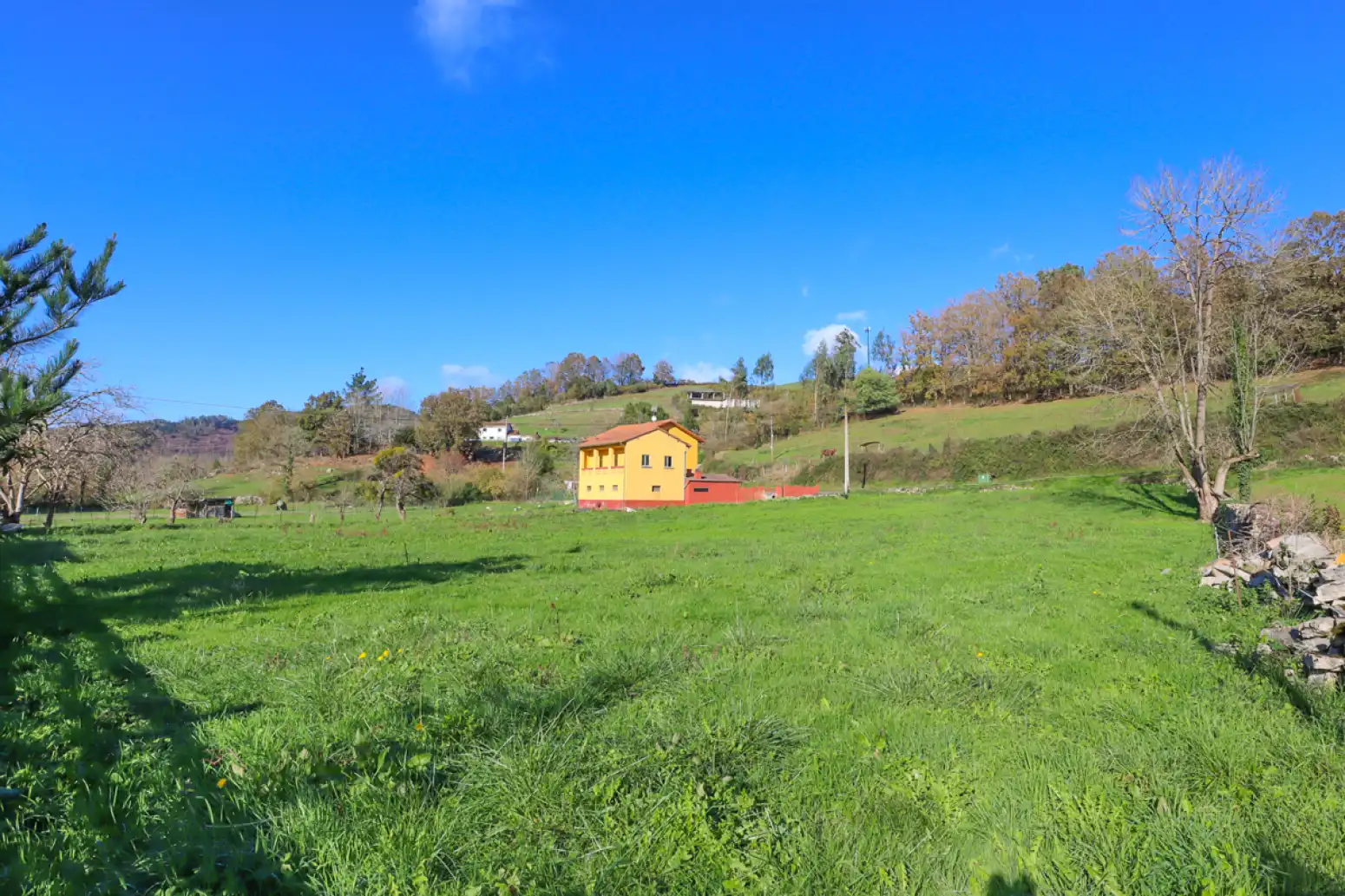 Terreno en venta en Las Regueras  