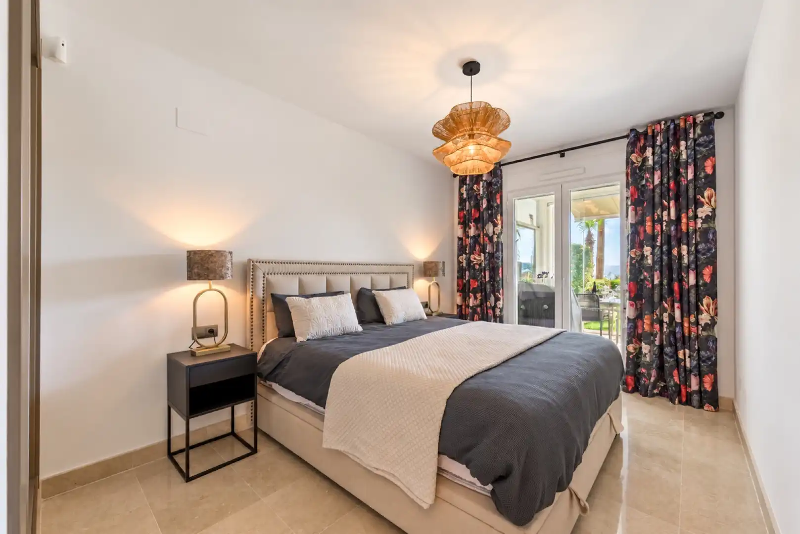 Habitación de Planta baja en venta en La Mairena