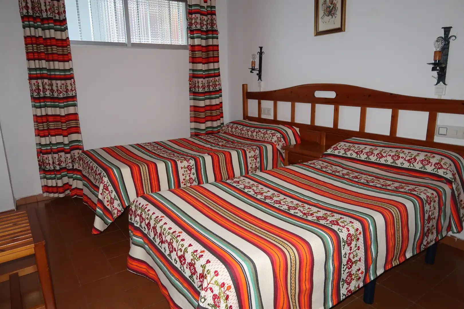 Habitación de Apartamento de alquiler en Almuñécar con Terraza, Amueblado y Lavadora