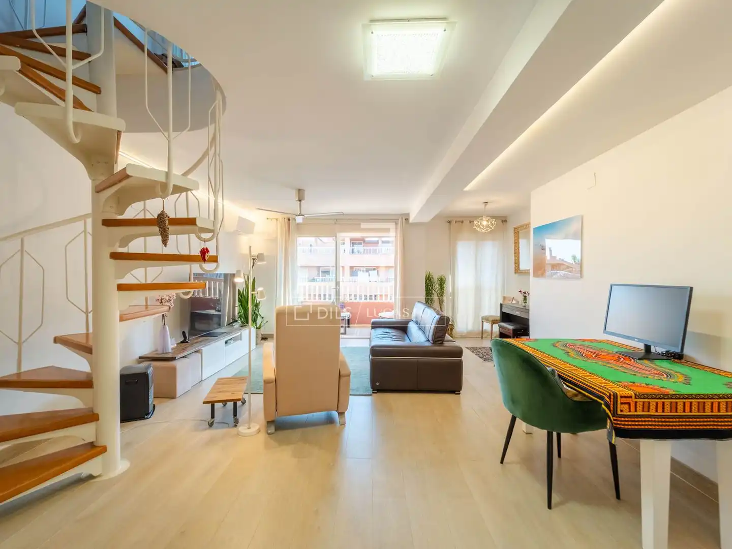 Ático con ascensor en venta en La Patacona, imagen 19