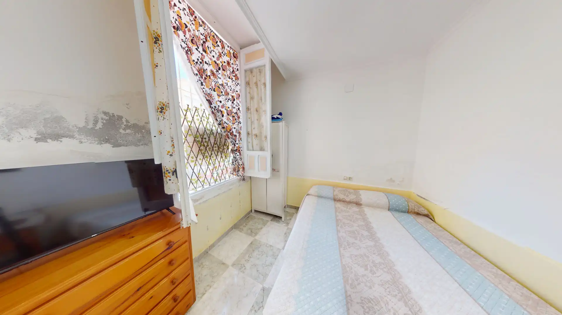 Habitación de Casa adosada en venta en Torrevieja con Jardín privado y Amueblado