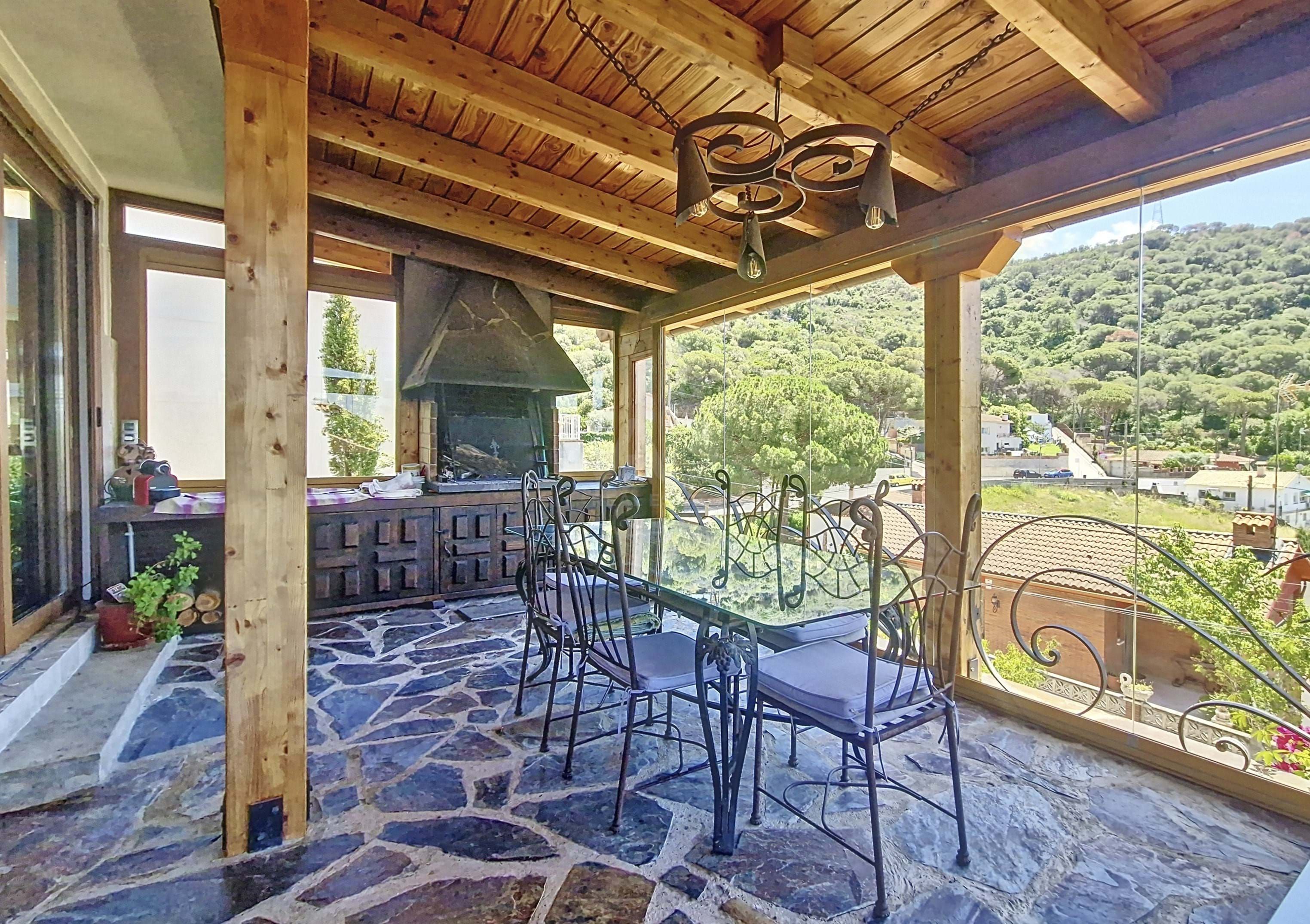 Terrassa de Casa o xalet en venda en Sant Fost de Campsentelles amb Calefacció, Terrassa i Piscina