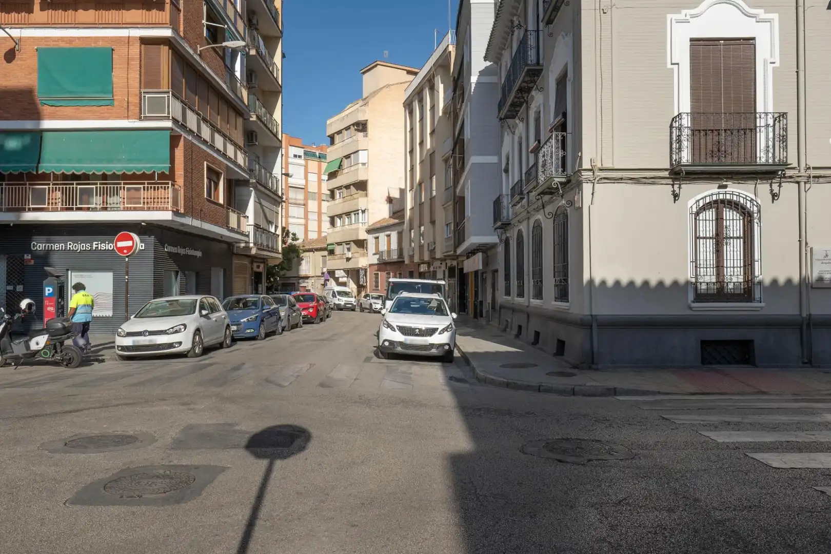 Exterior view of Flat for share in Granada  with Balcony
