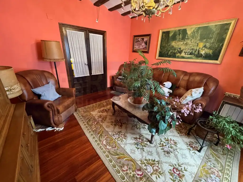 Sala d'estar de Casa o xalet en venda en Baños de Rioja