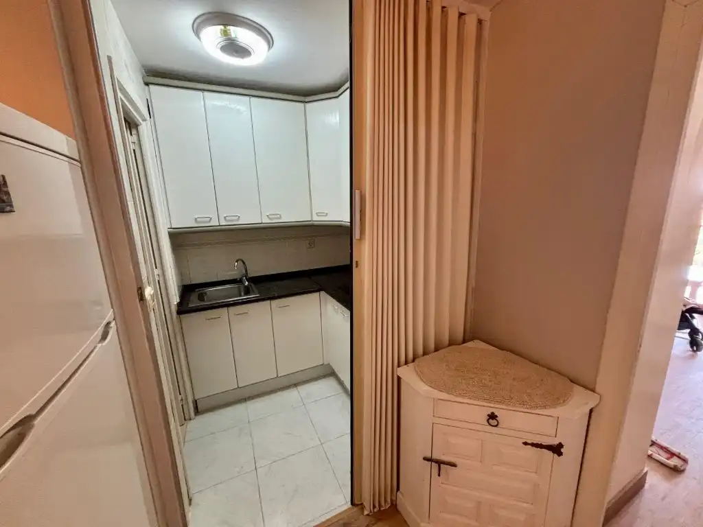 Study for rent in Avenida Paris, Rincón Alto