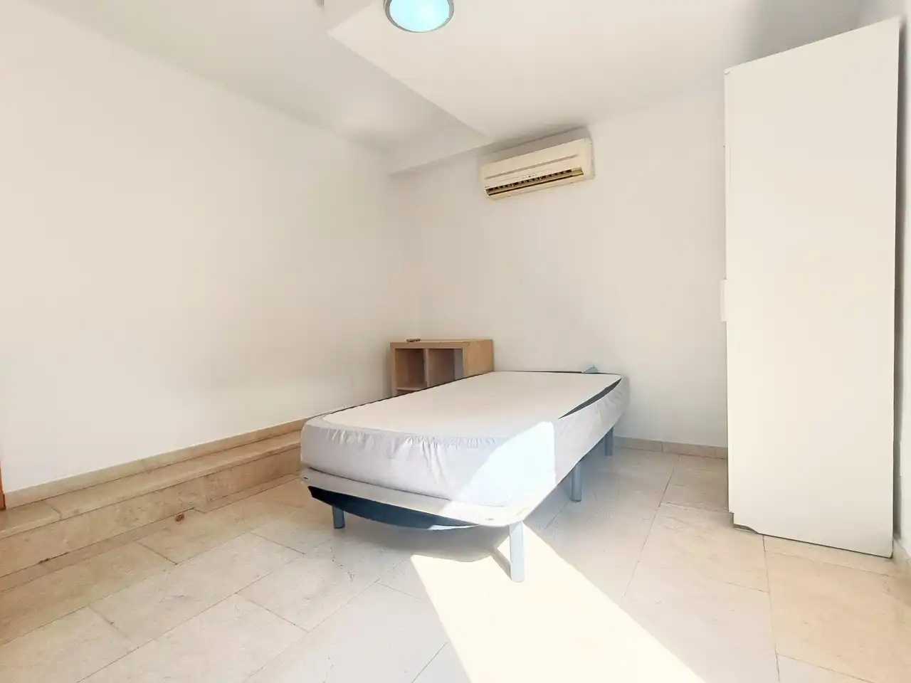 Flat for rent in ROSA MENENDEZ, Berruguete