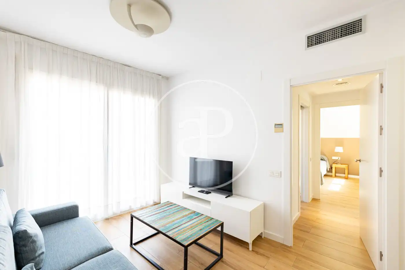 Living room of Flat for sale in Barcelona  with Air Conditioner, Heating and Community pool