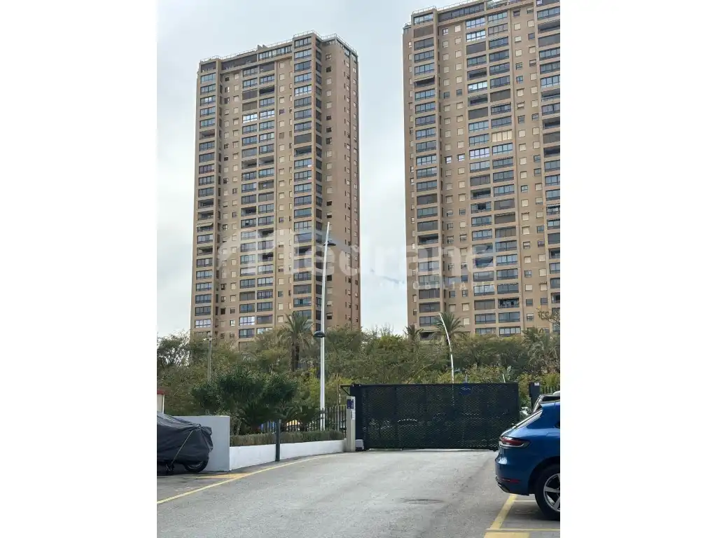 Vista exterior de Garaje en venta en Benidorm