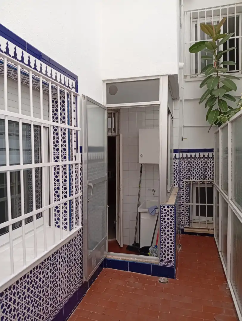 Badezimmer von Wohnung zur Miete in Jaén mit Klimaanlage, Terrasse und Möbliert