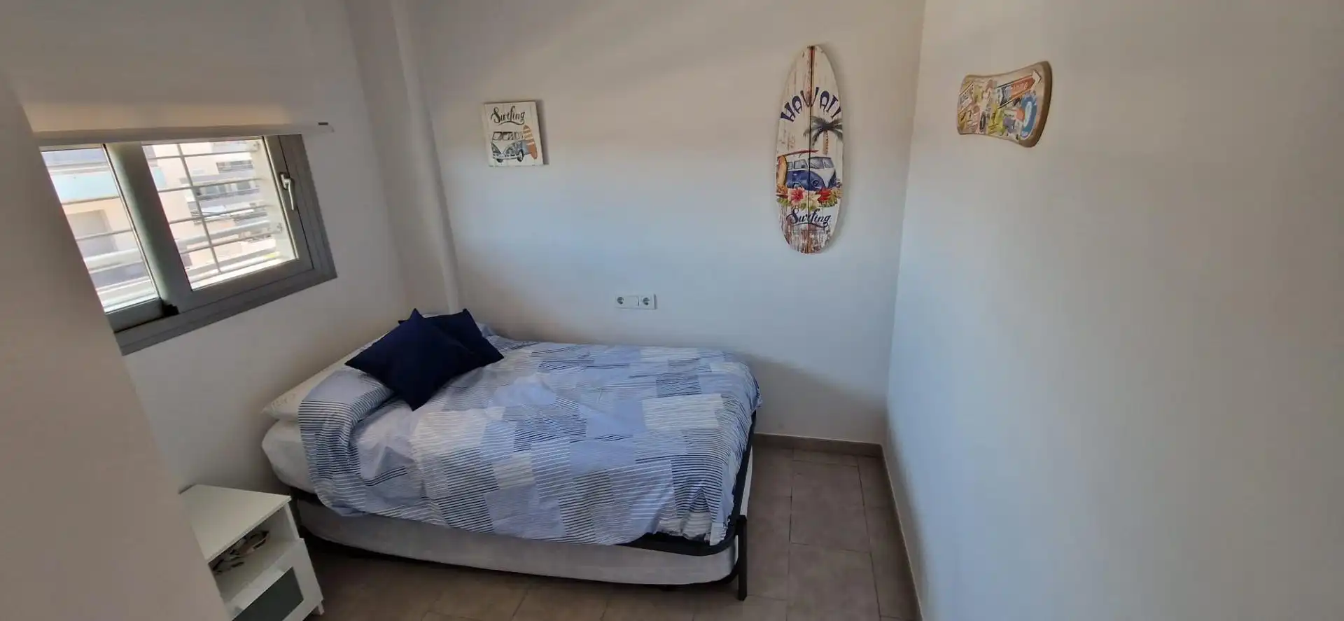 Habitación de Ático de alquiler en Elche / Elx con Aire acondicionado, Terraza y Amueblado