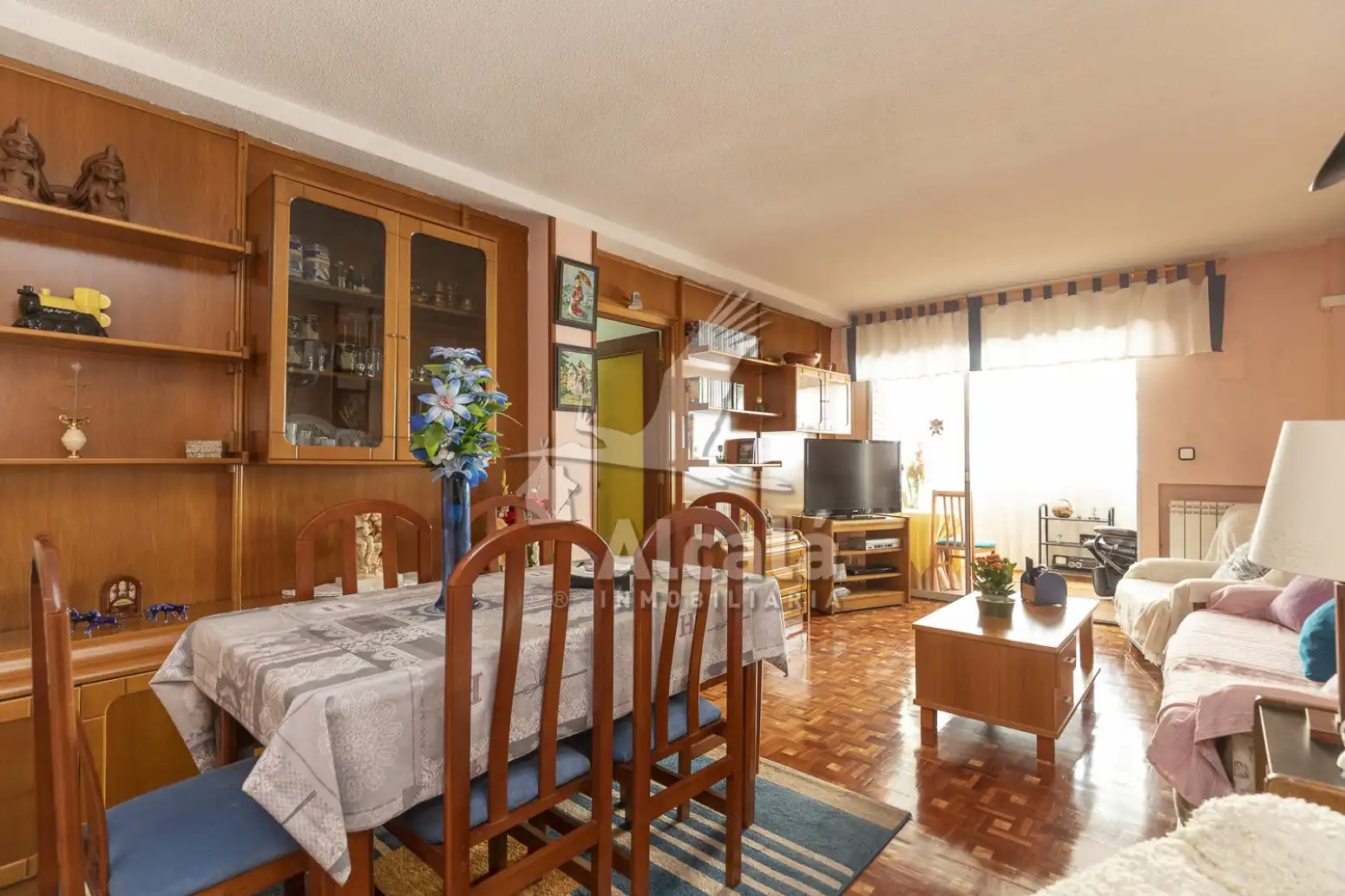 Sala de estar de Piso en venta en Alcalá de Henares con Aire acondicionado, Calefacción y Parquet