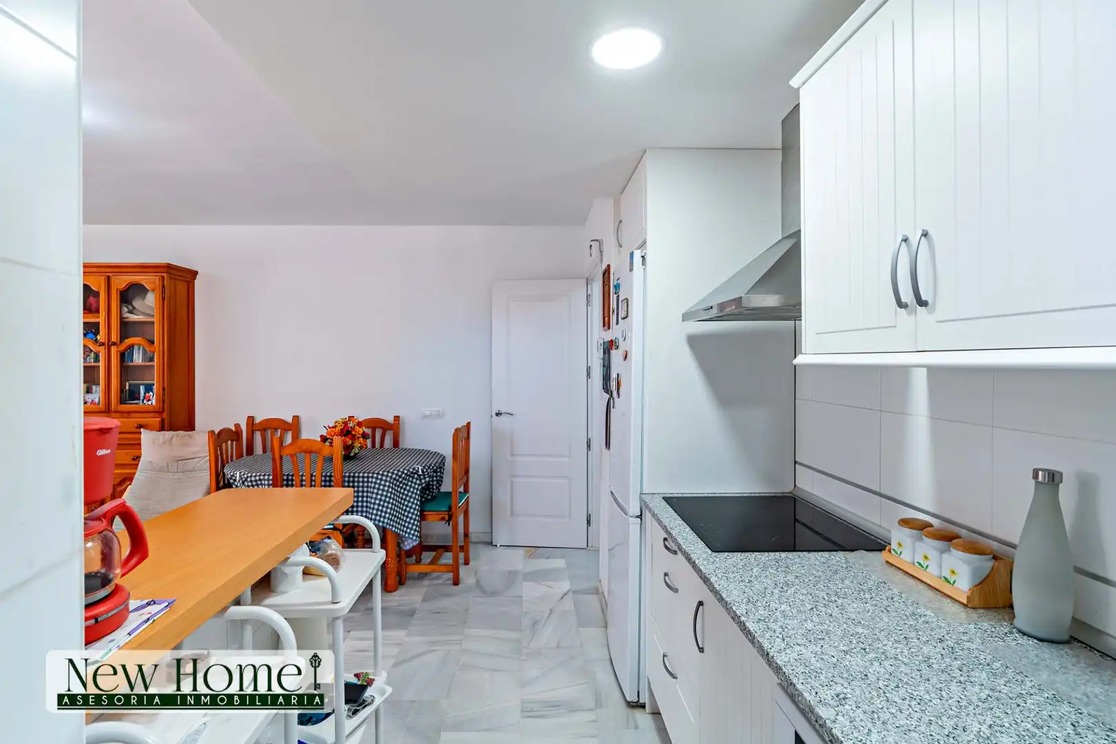 Kitchen of Flat for sale in Roquetas de Mar  with Terrace, Furnished and Community pool