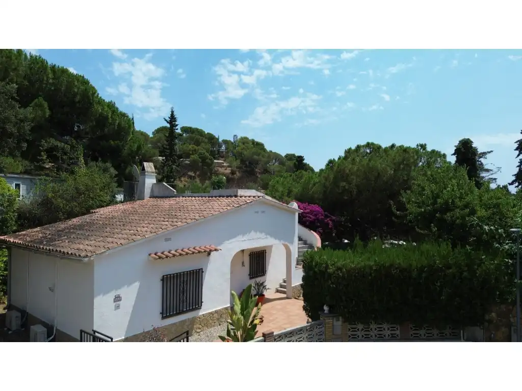 Vista exterior de Casa o xalet en venda en Lloret de Mar