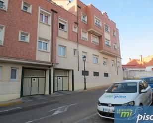Außenansicht von Wohnung zum verkauf in Zaratán mit Heizung, Parkett und Abstellraum