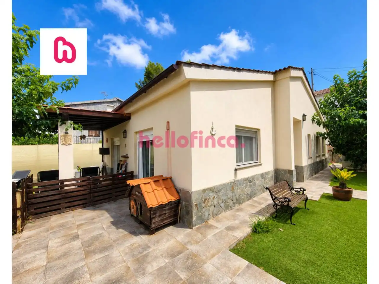 Chalet con jardín en venta en Calle Montsant