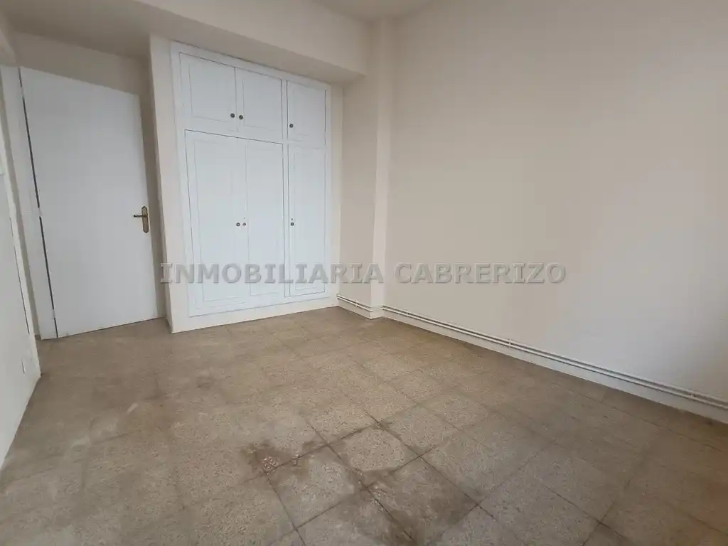 Piso en venta en  Logroño con Calefacción y Terraza