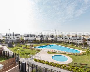 Vista exterior de Casa adosada de lloguer en Boadilla del Monte amb Aire condicionat, Calefacció i Jardí privat