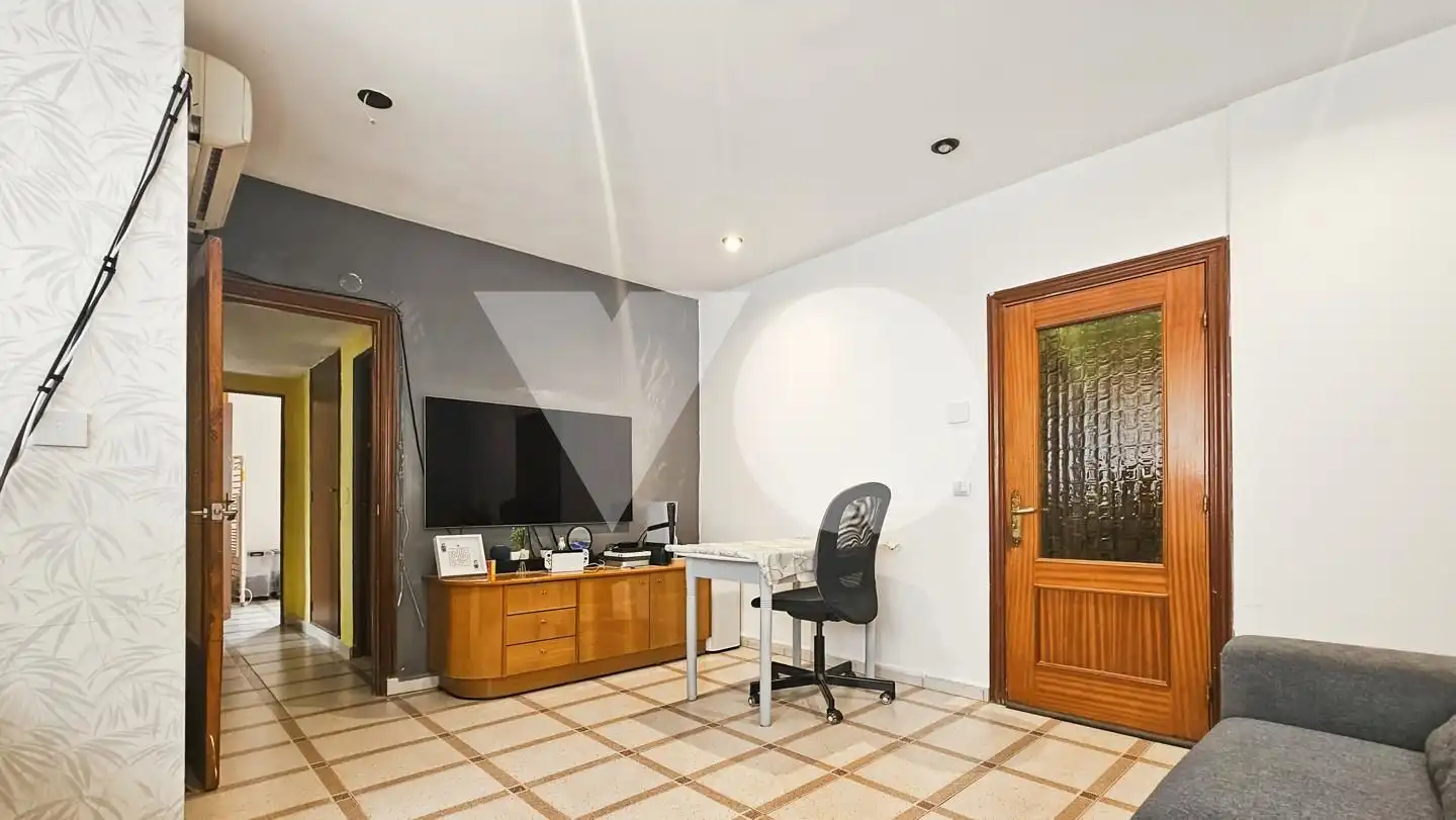 Piso en venta en  Madrid Capital con Calefacción y Amueblado