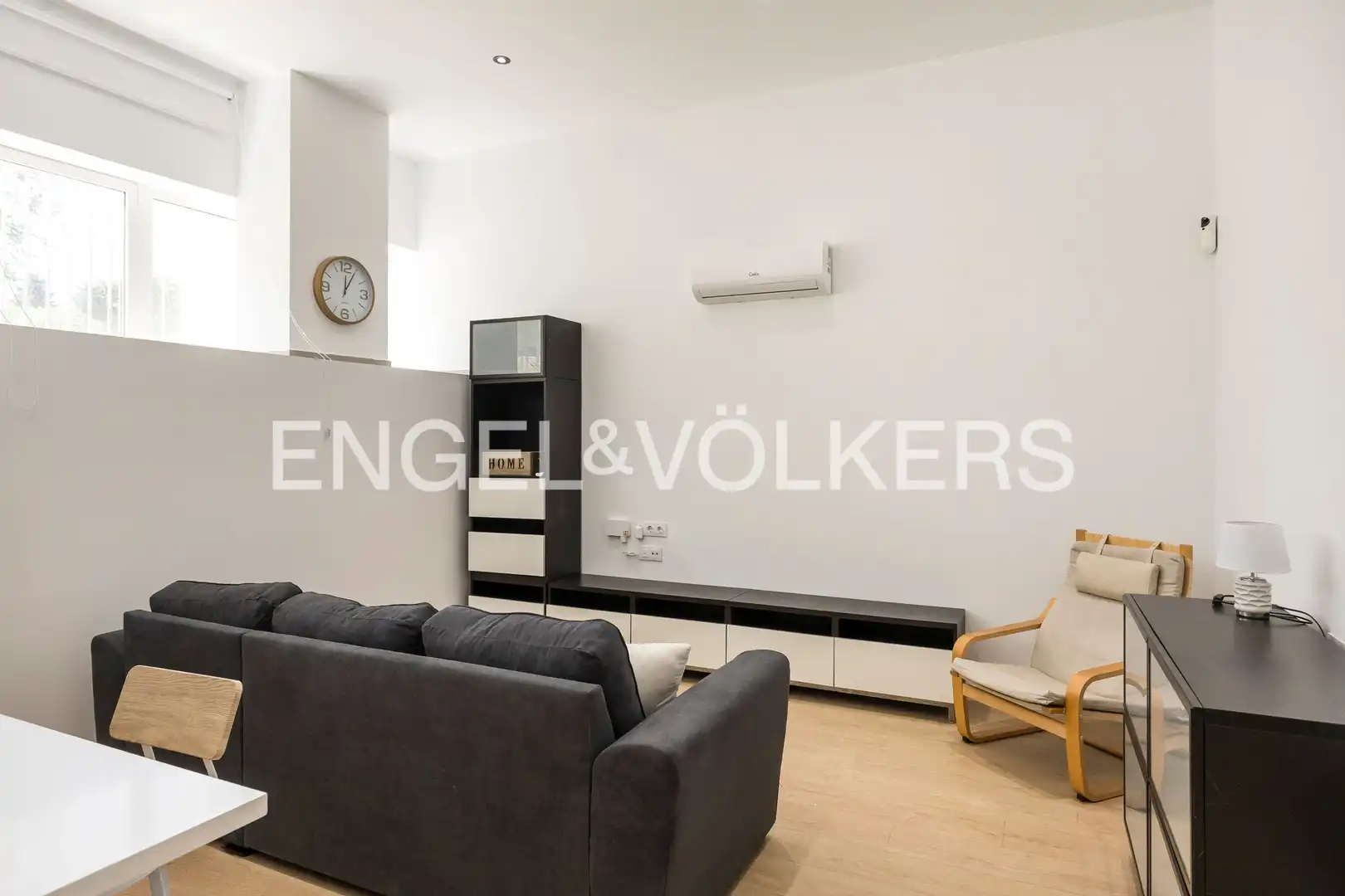 Sala de estar de Piso de alquiler en San Sebastián de los Reyes con Aire acondicionado y Calefacción