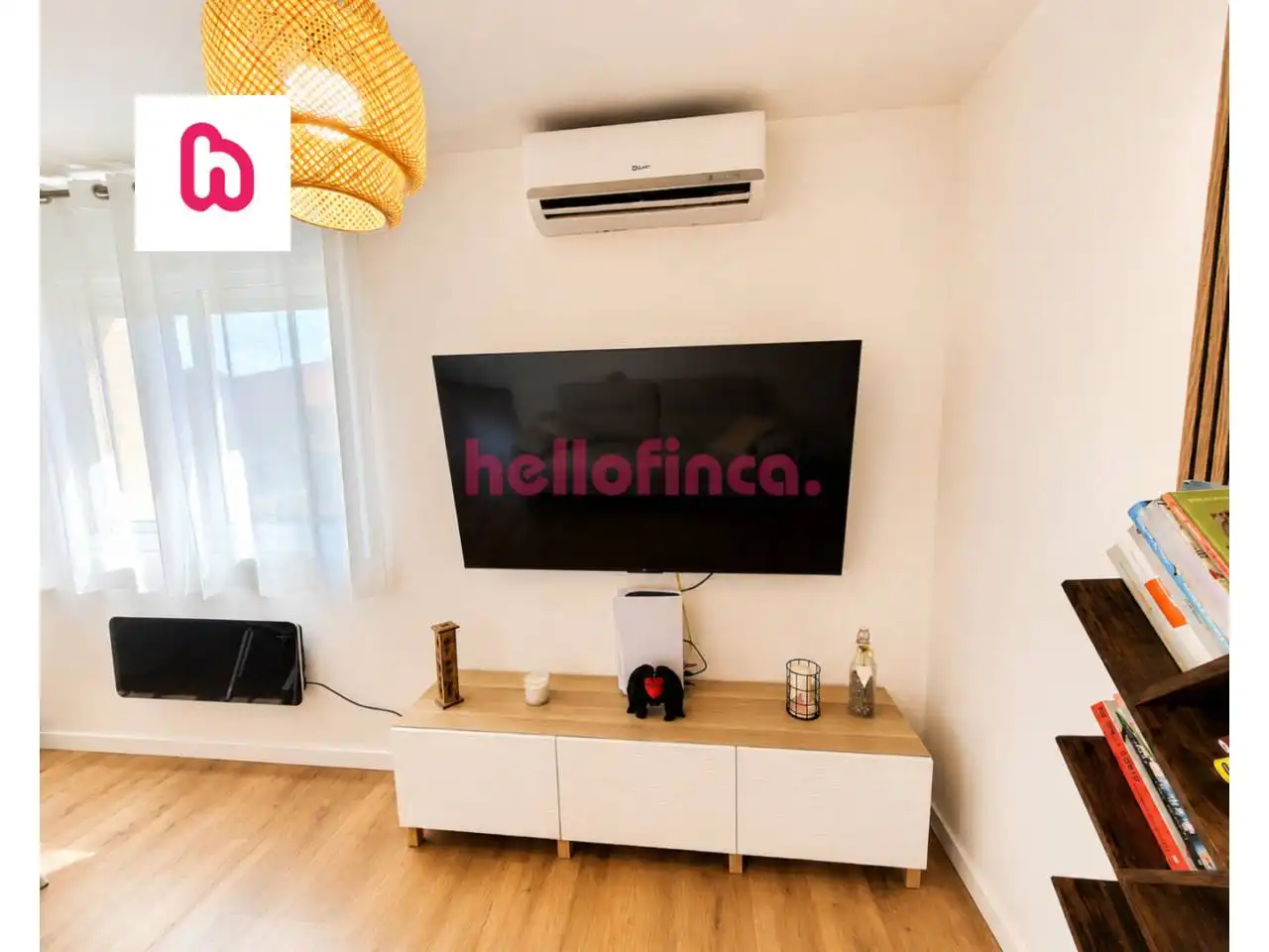 Sala d'estar de Casa o xalet en venda en Bigues i Riells del Fai amb Aire condicionat, Calefacció i Jardí privat