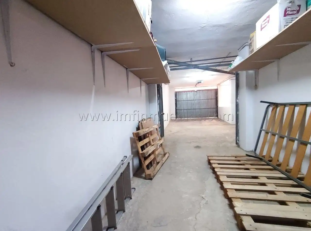 Garaje en venta en Vélez-Málaga