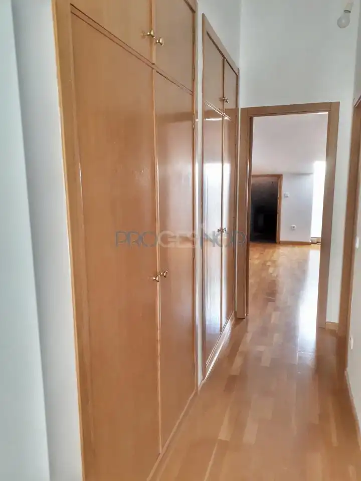 Duplexes for rent in León Capital   with Heating and Parquet flooring