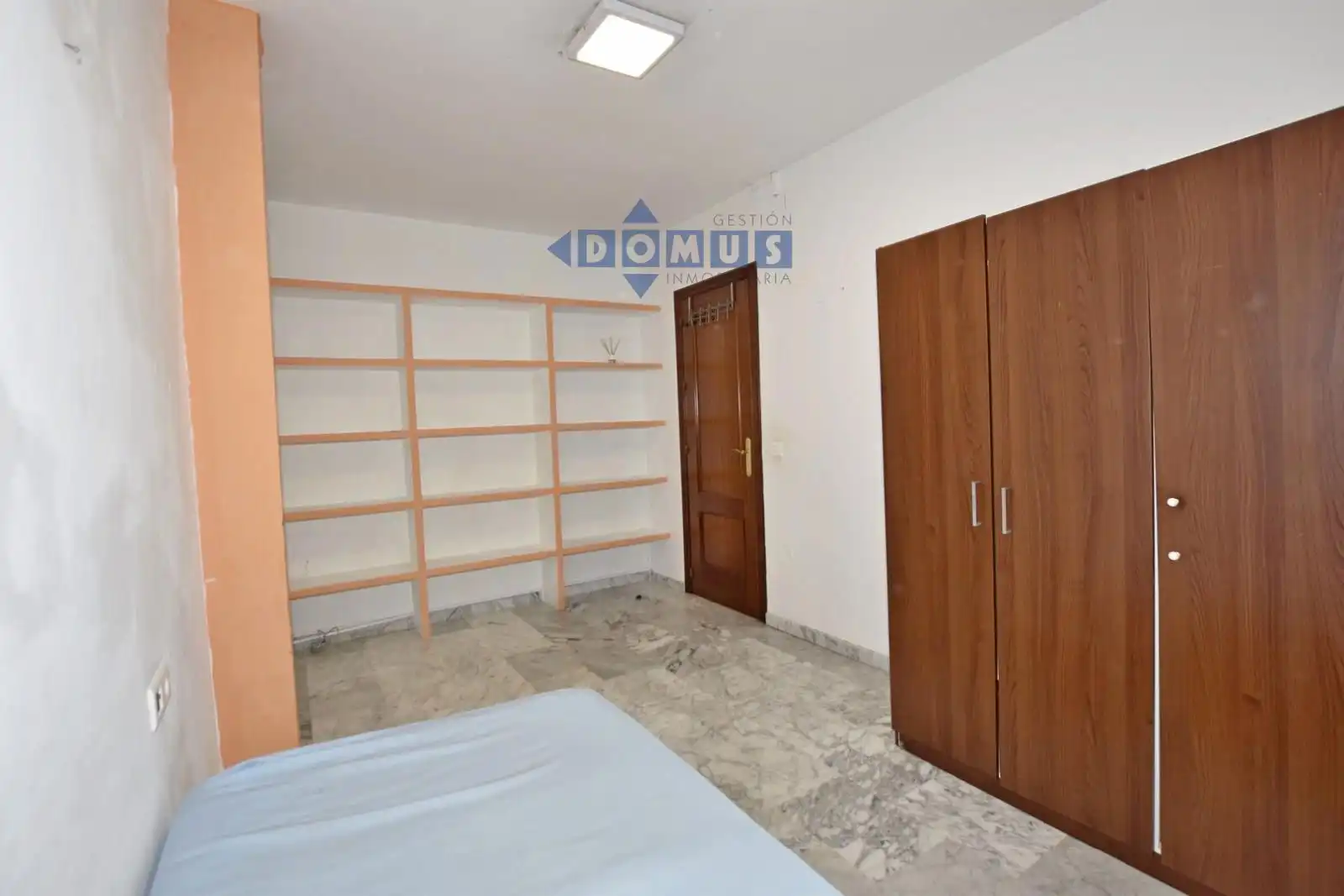 Bedroom of Flat for sale in Ronda  with Air Conditioner, Terrace and Furnished