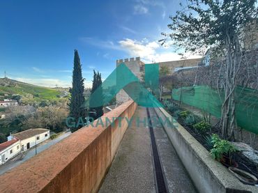 Villa avec jardin à vendre à Casco Antiguo