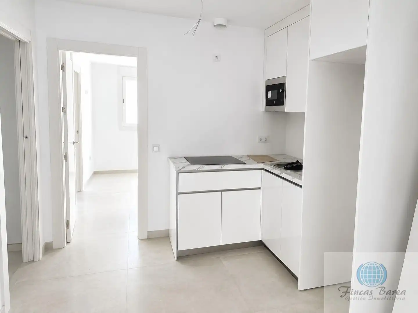 Kitchen of Flat for sale in Fuengirola  with Air Conditioner