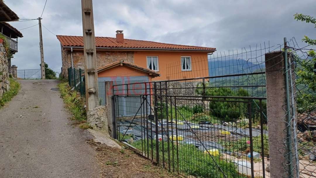 House or chalet for sale in Teverga  with Heating and Terrace