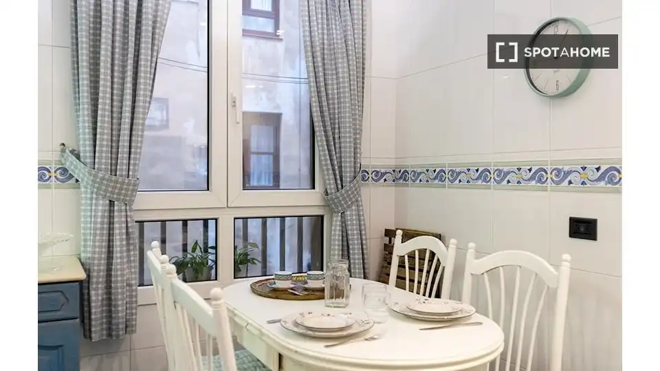 Room in Zona Indautxu
