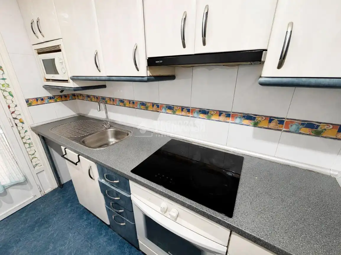 Kitchen of Flat for sale in Zaragoza  with Furnished and Balcony
