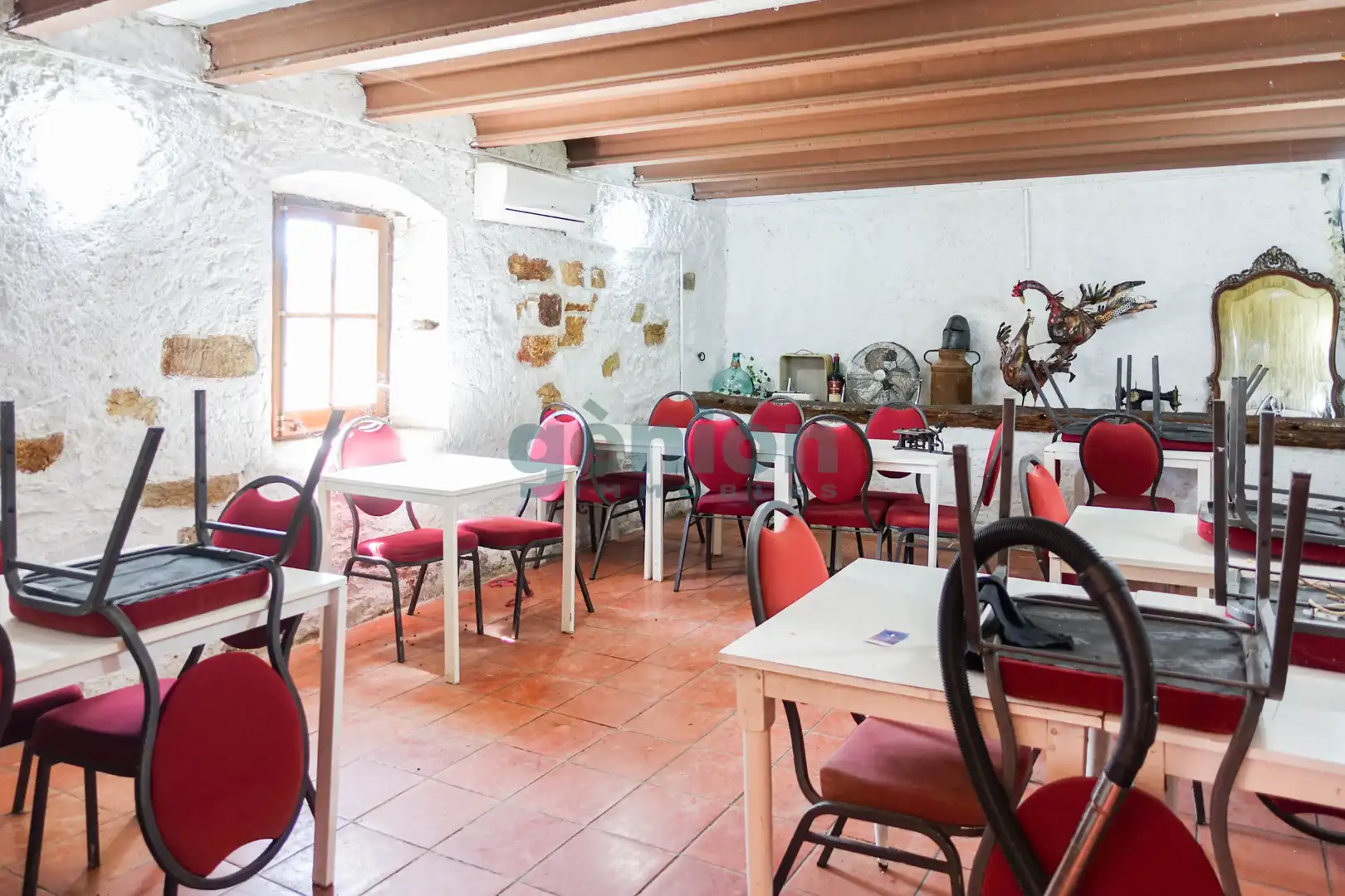 Country homes for sale in Sils  with Private garden