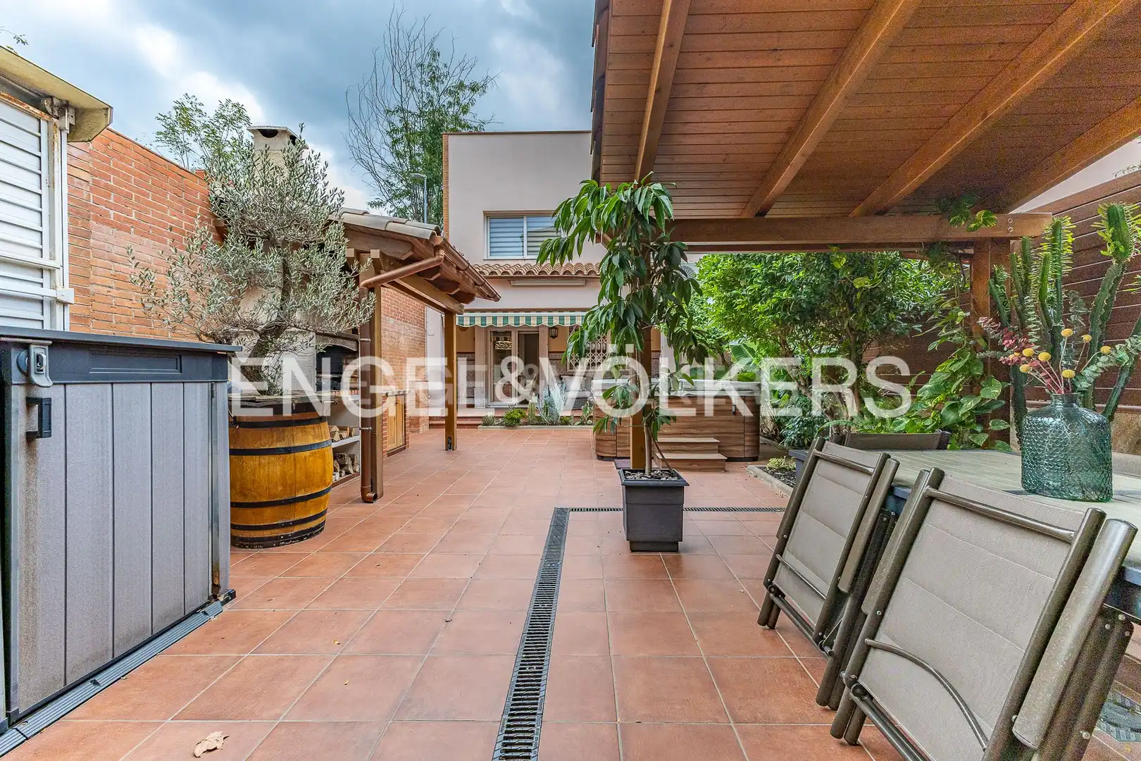 Terrassa de Casa o xalet en venda en Castellar del Vallès amb Aire condicionat, Calefacció i Jardí privat
