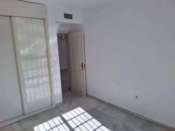 Wohnung mit Terrasse zum Verkauf in Nueva Andalucía, imagen 7