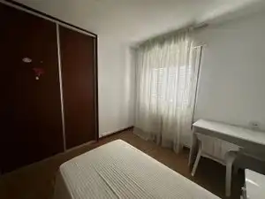 Habitación de Estudio de alquiler en Alcalá de Henares con Calefacción, Jardín privado y Amueblado